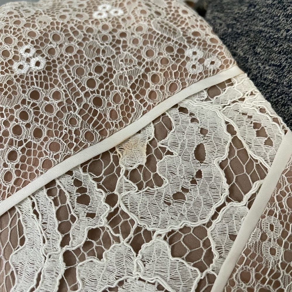 Dress - Picture 3 of 6
